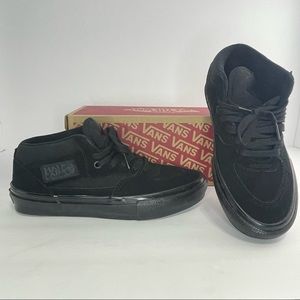 Vans Half Cab Sz 7 mens/8.5 womenswear Black on black
